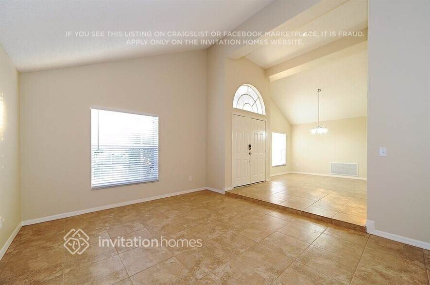 Building Photo - 18528 Avocet Dr