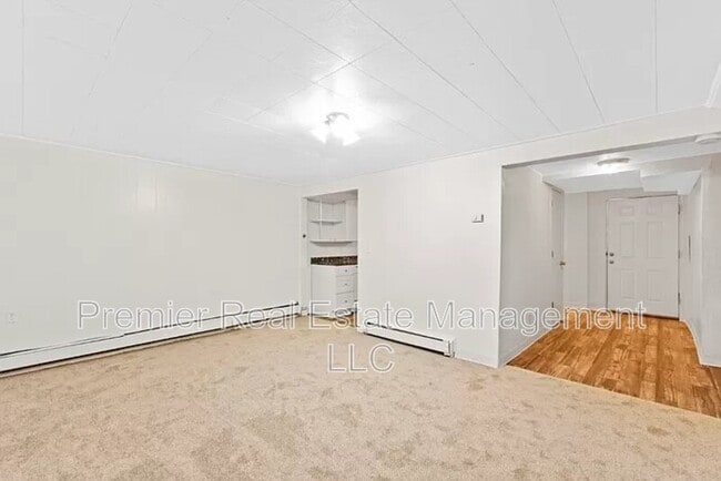 Building Photo - 768 S Krameria St