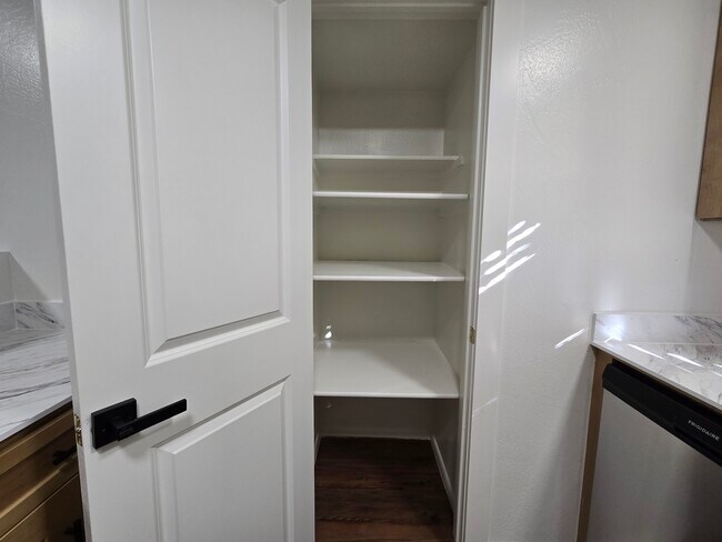 Building Photo - M&J Properties 161