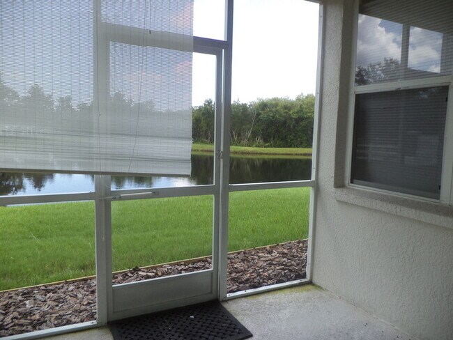 Building Photo - MEADOW POINTE - LONGLEAF