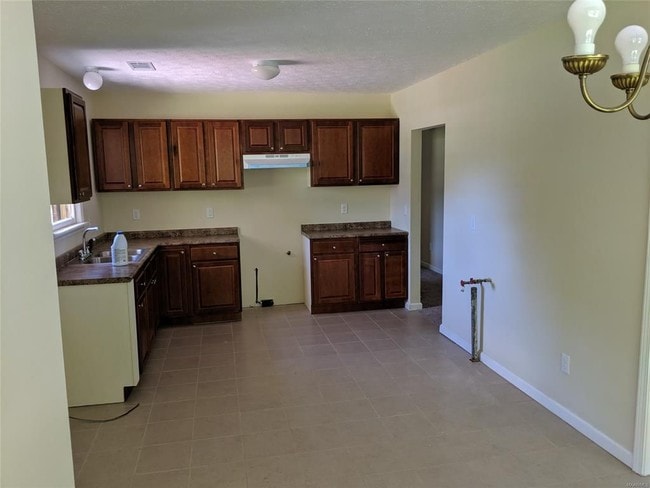 Building Photo - 515 Briarcliff Rd