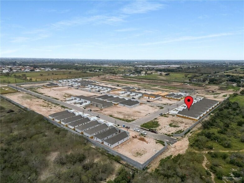 Building Photo - 9210 N 56th Ln