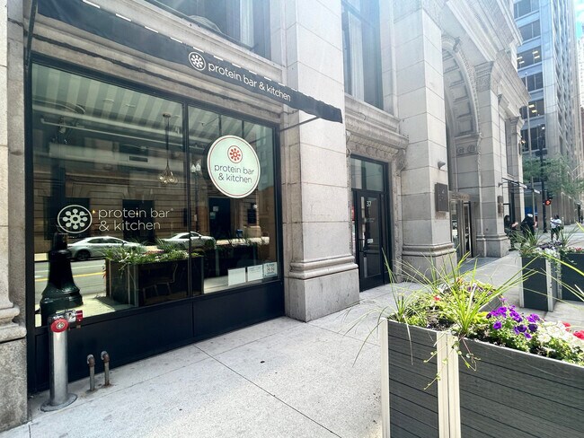 Building Photo - 29 S LaSalle St