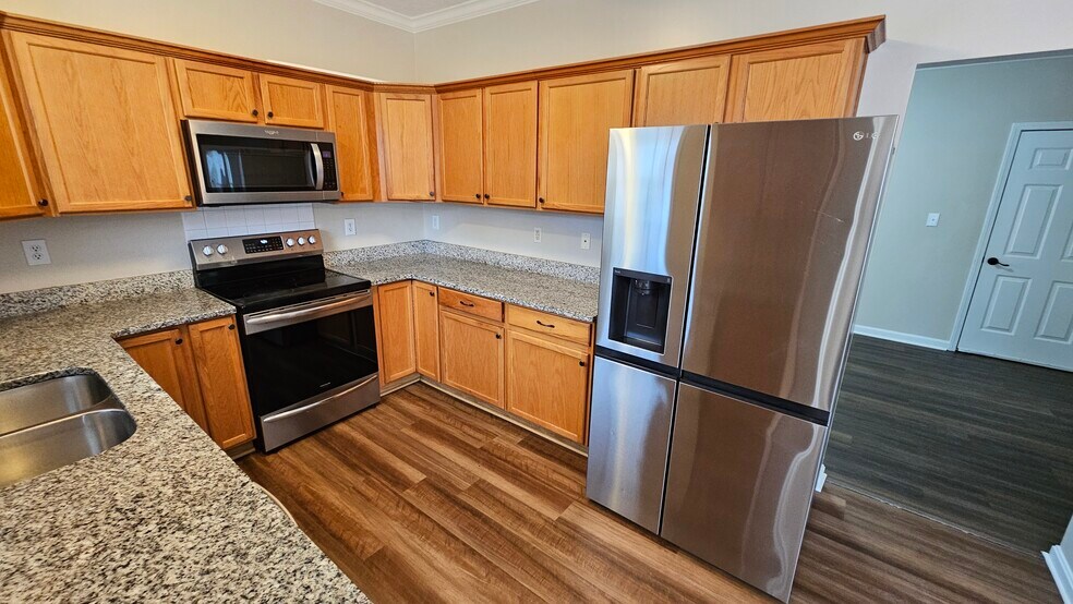 Kitchen - 5411 Skeffington Way