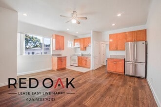 Building Photo - 1847 1/2 W Florence Ave