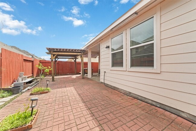 Building Photo - 13842 Evansdale Ln