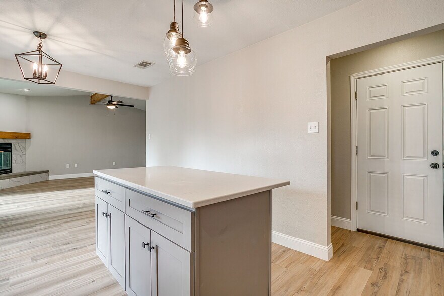 Kitchen Island - 7920 Lazy Brook Dr