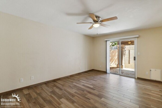 Building Photo - Gorgeous 2Bdm 2Ba Single Story Home with A...