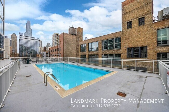 Building Photo - 757 N Orleans St