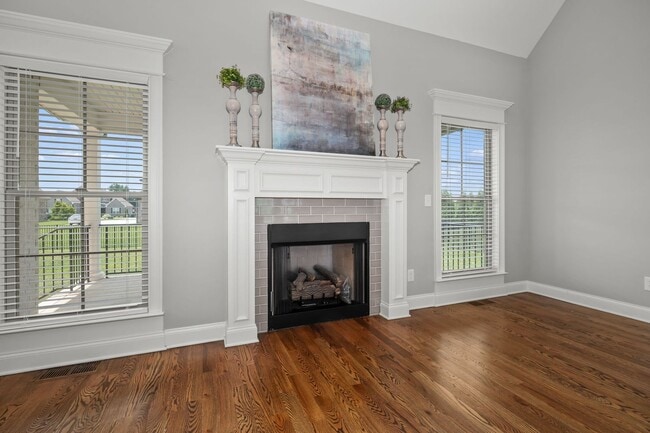 Building Photo - Luxury Home For Rent