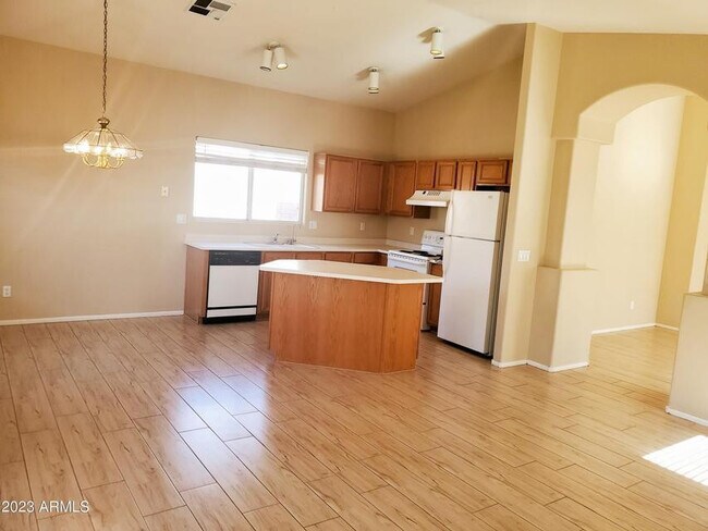 Building Photo - 4739 E Desert Wind Dr.