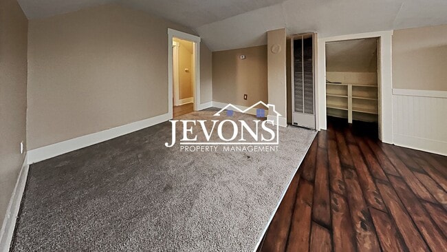 Building Photo - $300 Rent Credit - Make yourself at home i...