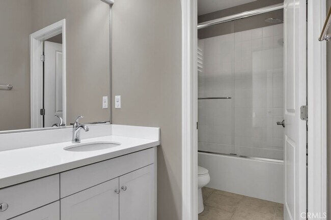 Building Photo - 89 Devonshire