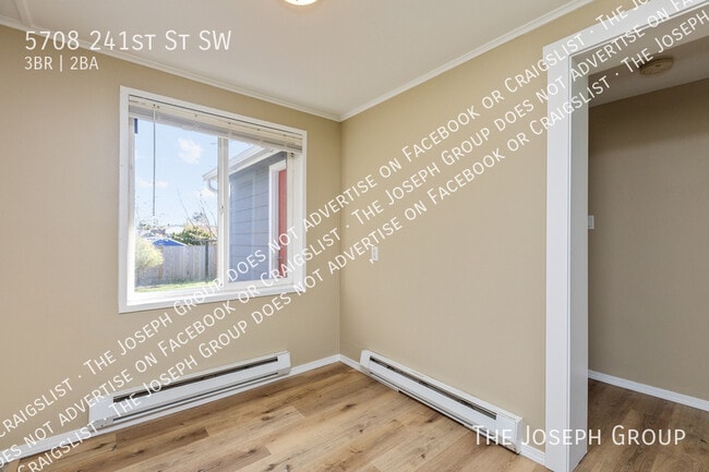 Building Photo - 5708 241st St SW