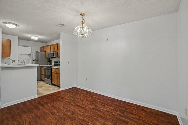 Building Photo - 38 Rio Grande Cir