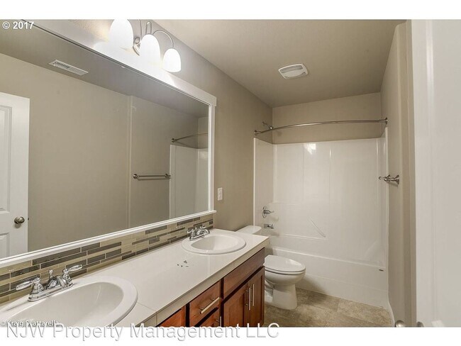 Building Photo - 4 br, 3 bath House - 17955 SW Meadowbrook Way