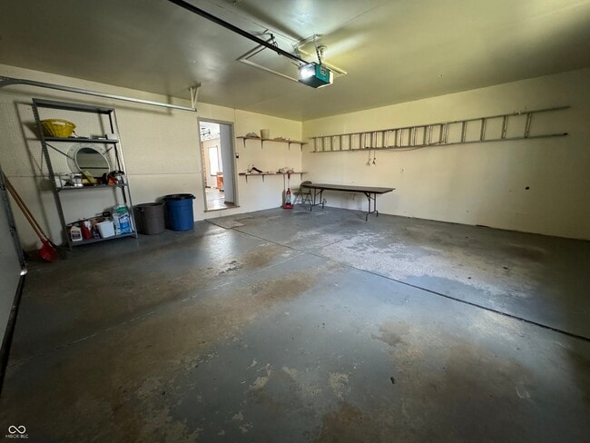 Building Photo - 5125 E 74th Pl