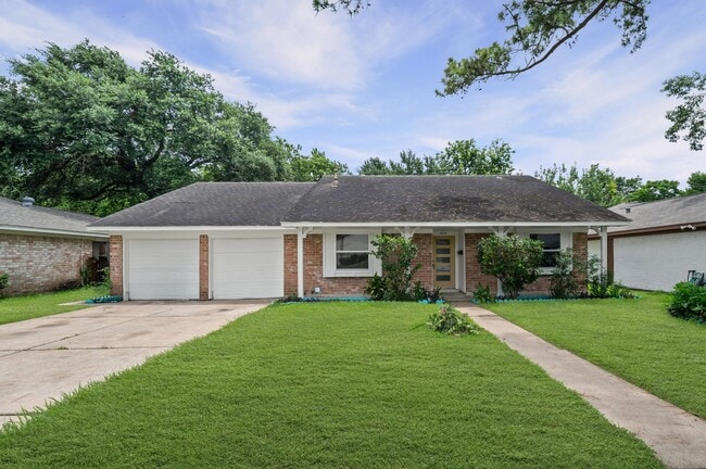 Building Photo - 10935 Silkwood Dr