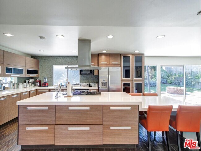 Building Photo - 6763 Radlock Ave