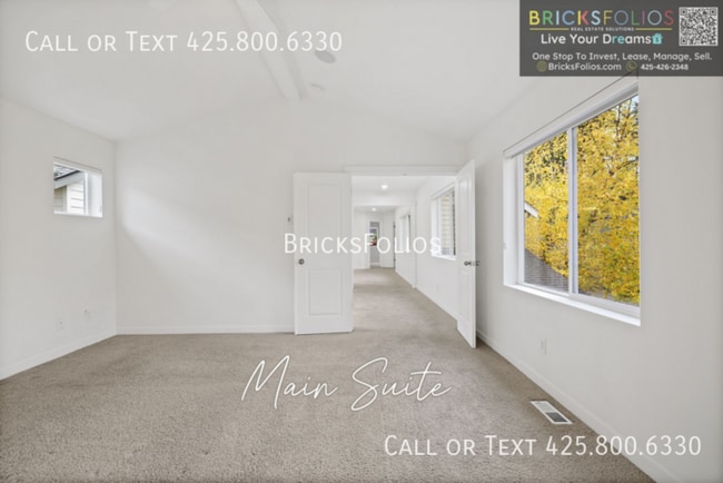 Building Photo - Luxury Corner-Lot Home in Redmond Ridge Ea...