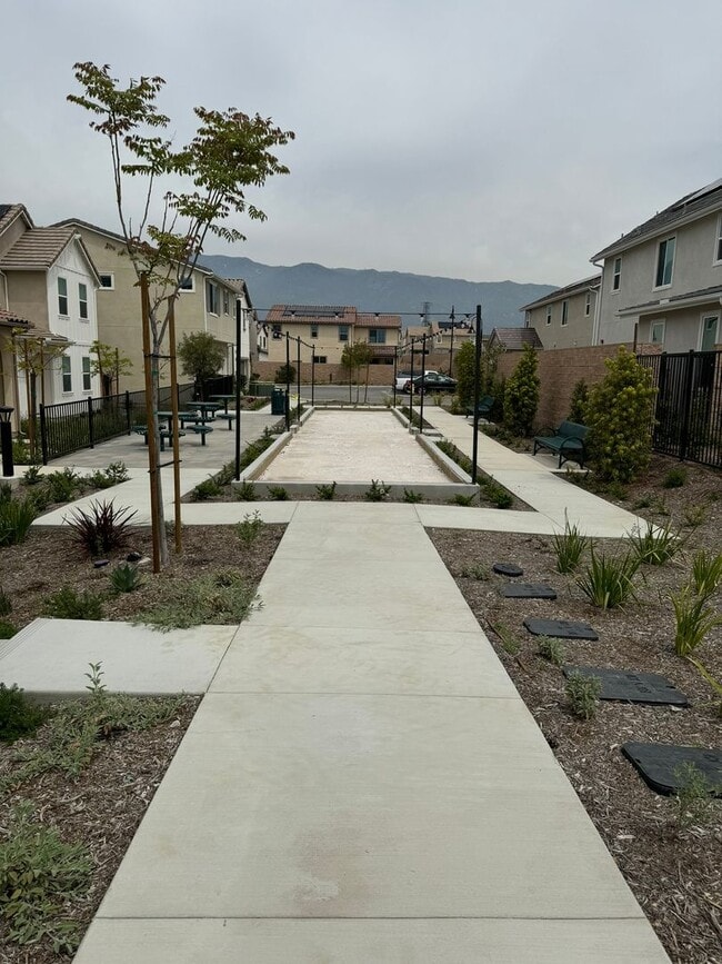 Building Photo - 13885 Sedum Ln