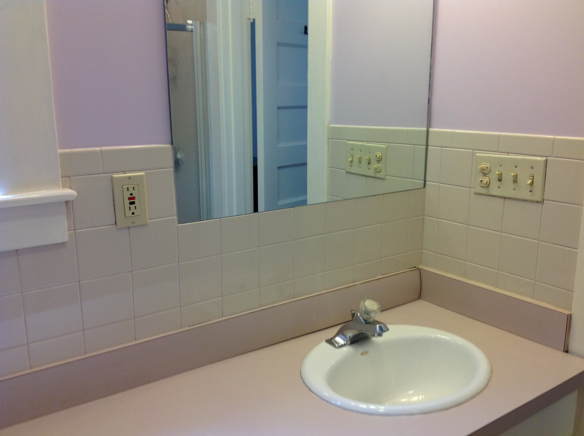 1st. Bathroom - 188 Lawrence St