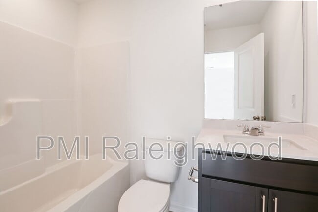 Building Photo - 3615 Elm Grv Ln