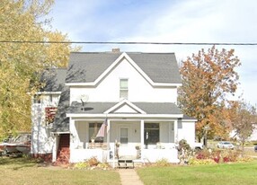 Building Photo - 1416 Birch St