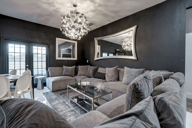 Building Photo - 1145 Troon Cir