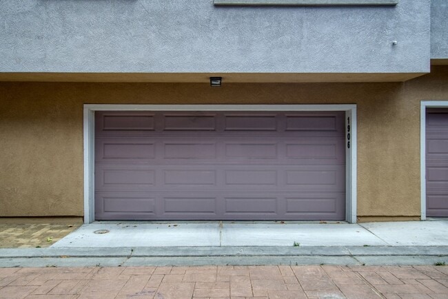 Building Photo - "Coming Soon" 3-Bedroom in Santa Clara- $4...