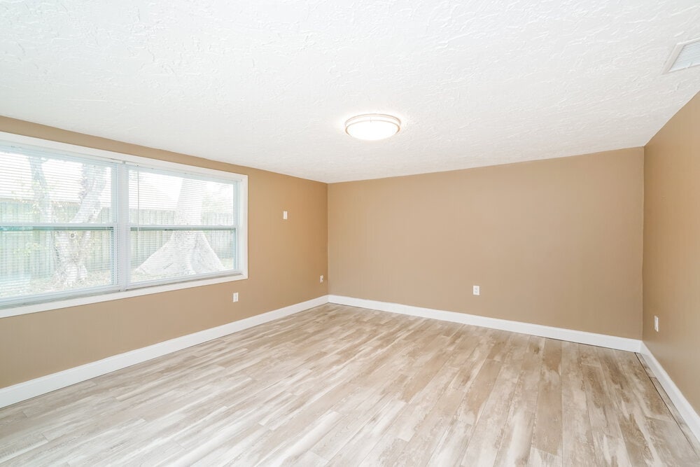 Building Photo - 4045 Grayton Dr