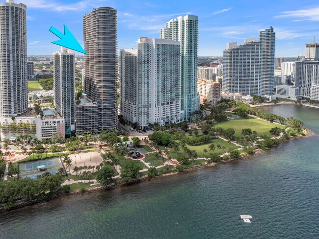 Building Photo - 488 NE 18th St