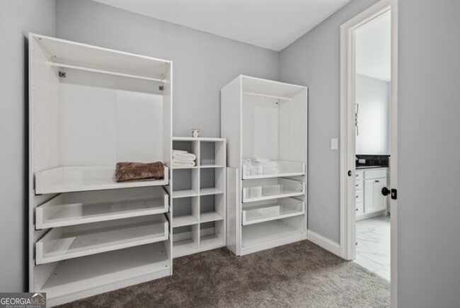 Building Photo - 112 Gwendolyn Ave