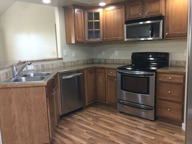 Building Photo - One of a Kind, Beautiful single-level family home in the SW Boise