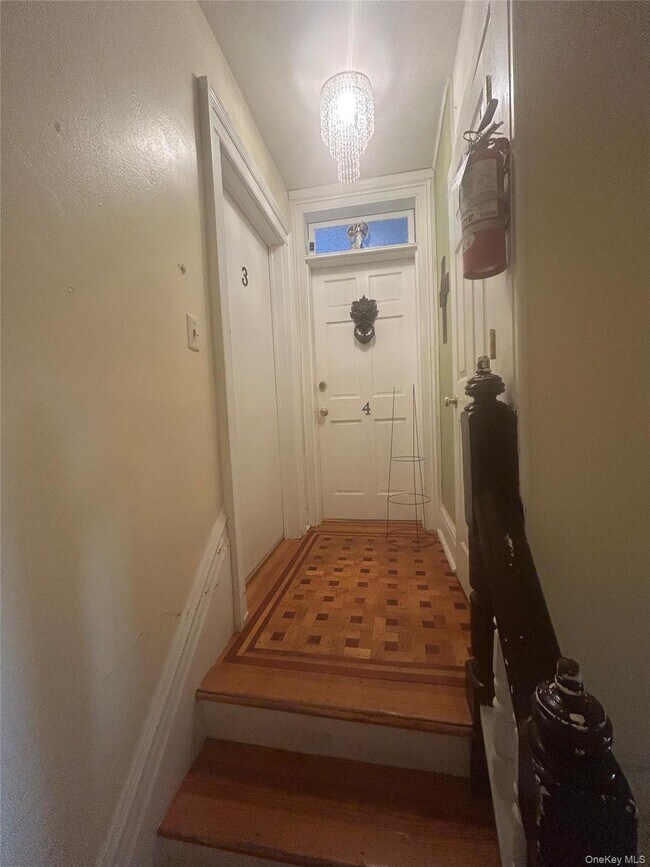 Building Photo - 42 Park Ave