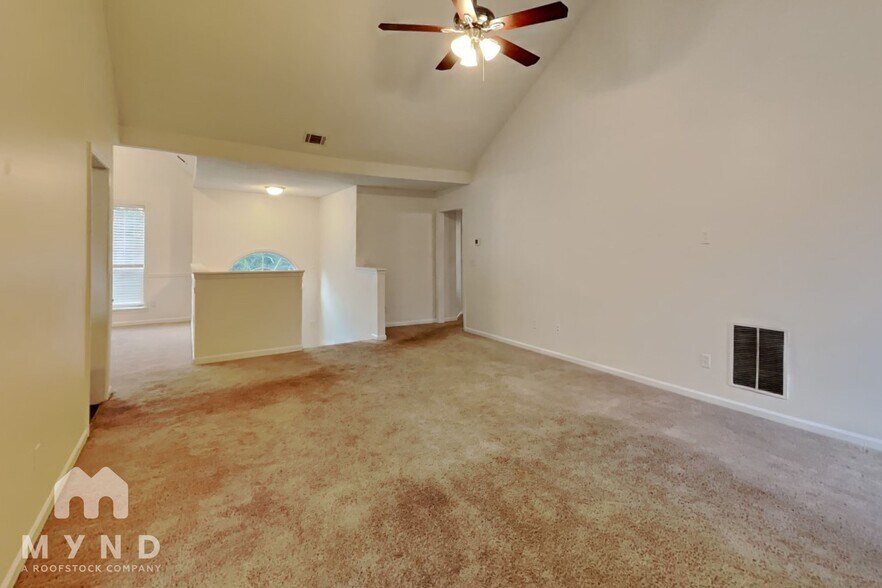 Building Photo - 7822 Bar Harbor Dr