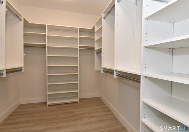 Building Photo - 125 Richards Ave