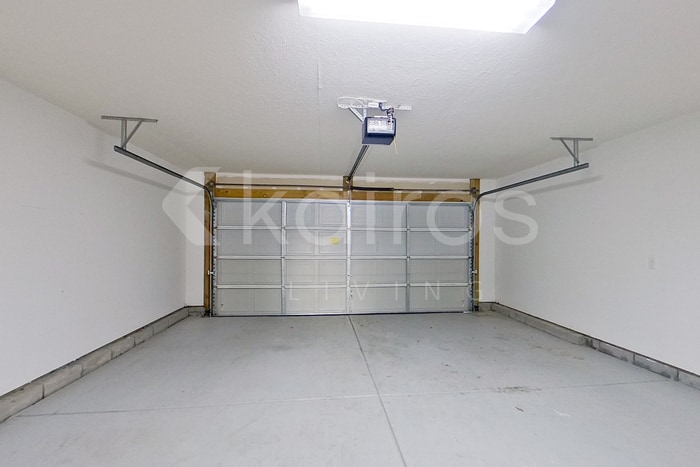 Building Photo - 261 Alexander Pointe Dr