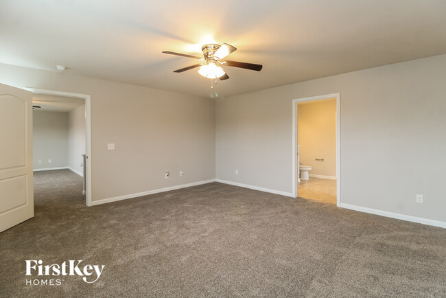 Building Photo - 2936 Grassy Knoll Cir