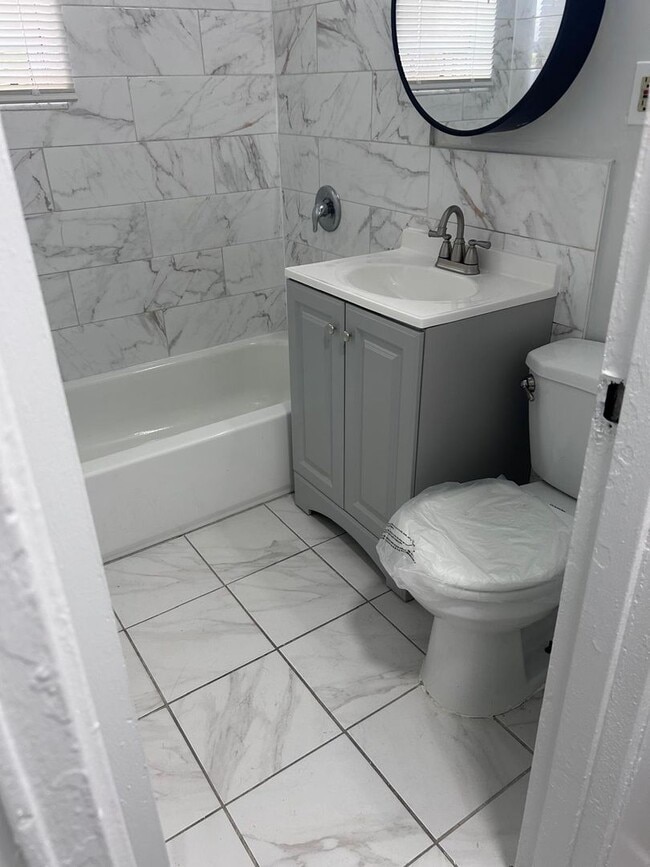 Interior Photo - Fernwood Gardens