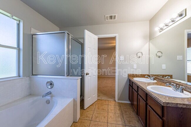 Building Photo - 13512 Lismore Ln