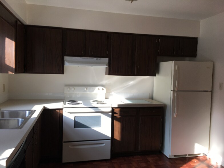 Building Photo - 58 N Pershing Ave