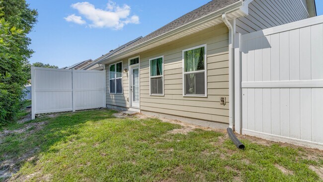 Building Photo - 1813 Doubloon Way