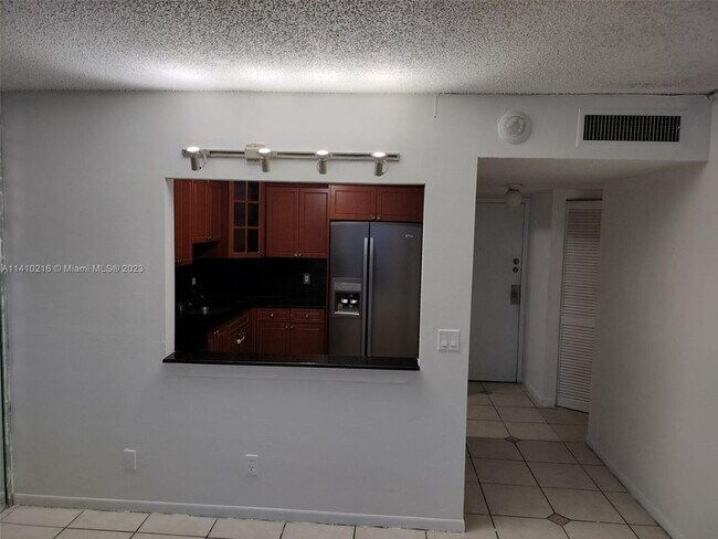 Building Photo - 13499 Biscayne Blvd