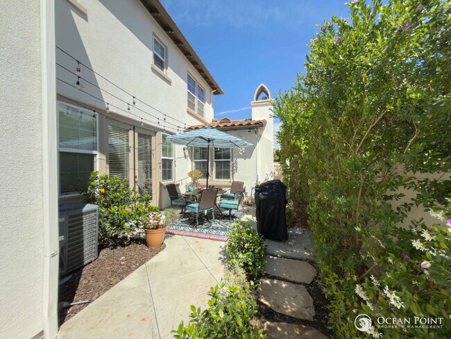 Building Photo - 3 Bedroom Condo for Rent in Ventura!