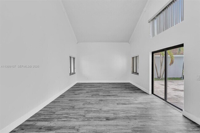 Building Photo - 17532 NW 61st Ct N