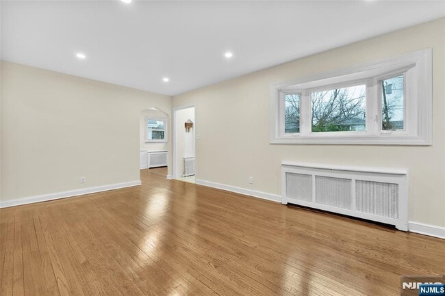 Building Photo - 203 Brinkerhoff St