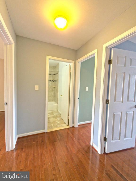 Building Photo - 13709 Southernwood Ct