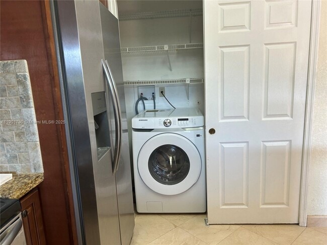 Building Photo - 14670 SW 49th St