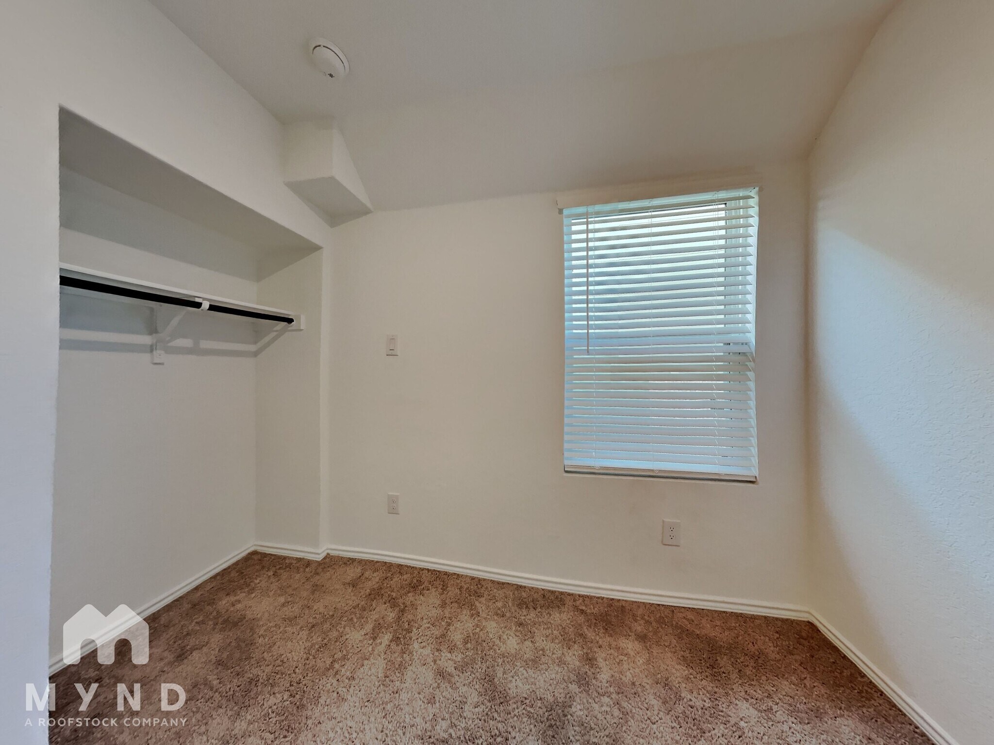 Building Photo - 7157 Elm Cv